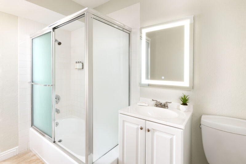 king bathroom