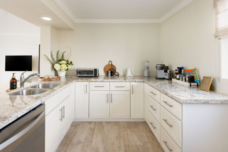 king kitchenette