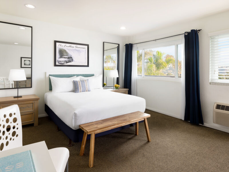 queen bed